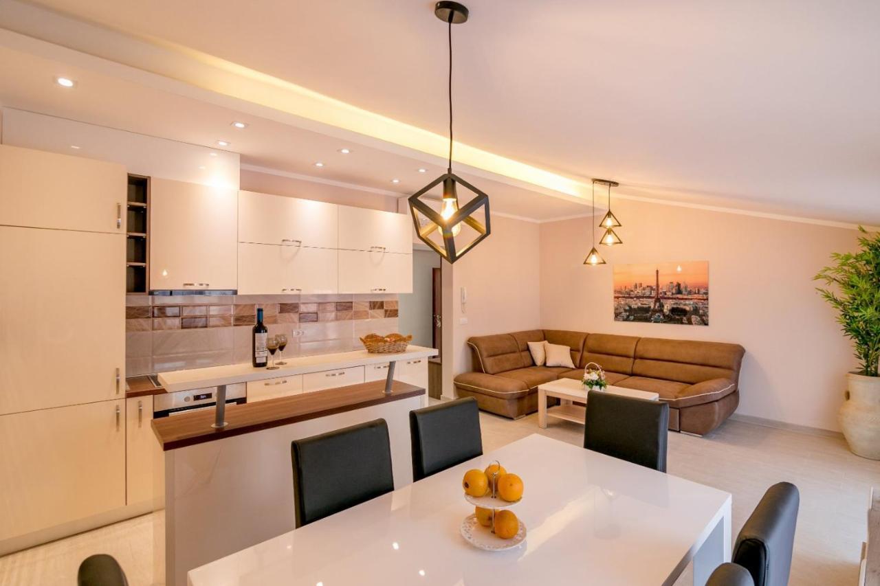 קוטור Apartmani Matej מראה חיצוני תמונה
