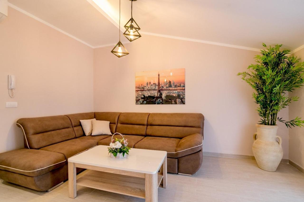 קוטור Apartmani Matej מראה חיצוני תמונה